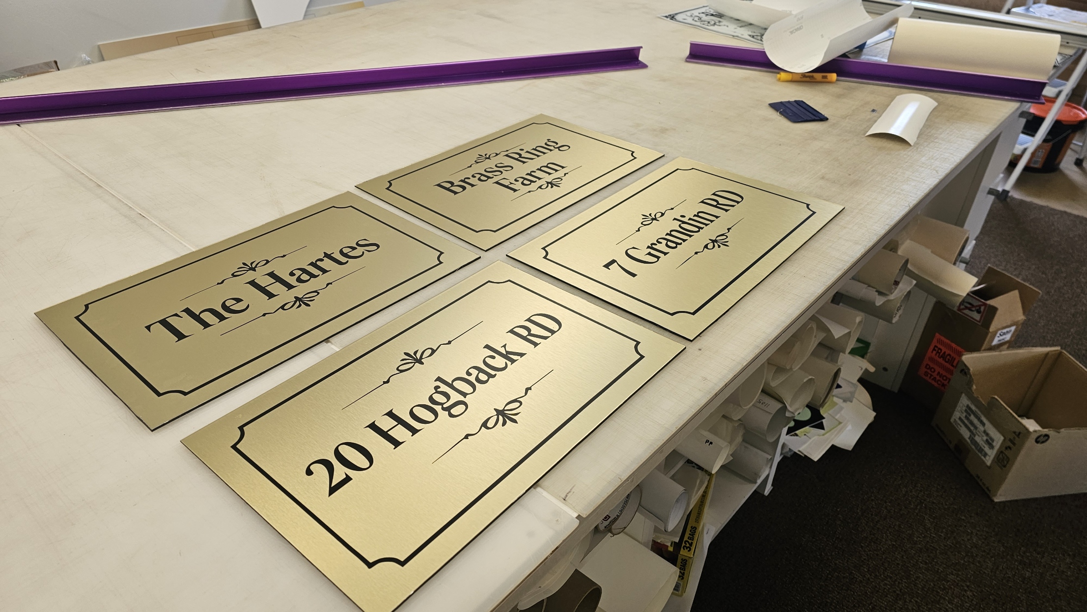 Outdoor Entrance Gold Black — Signs & Banners