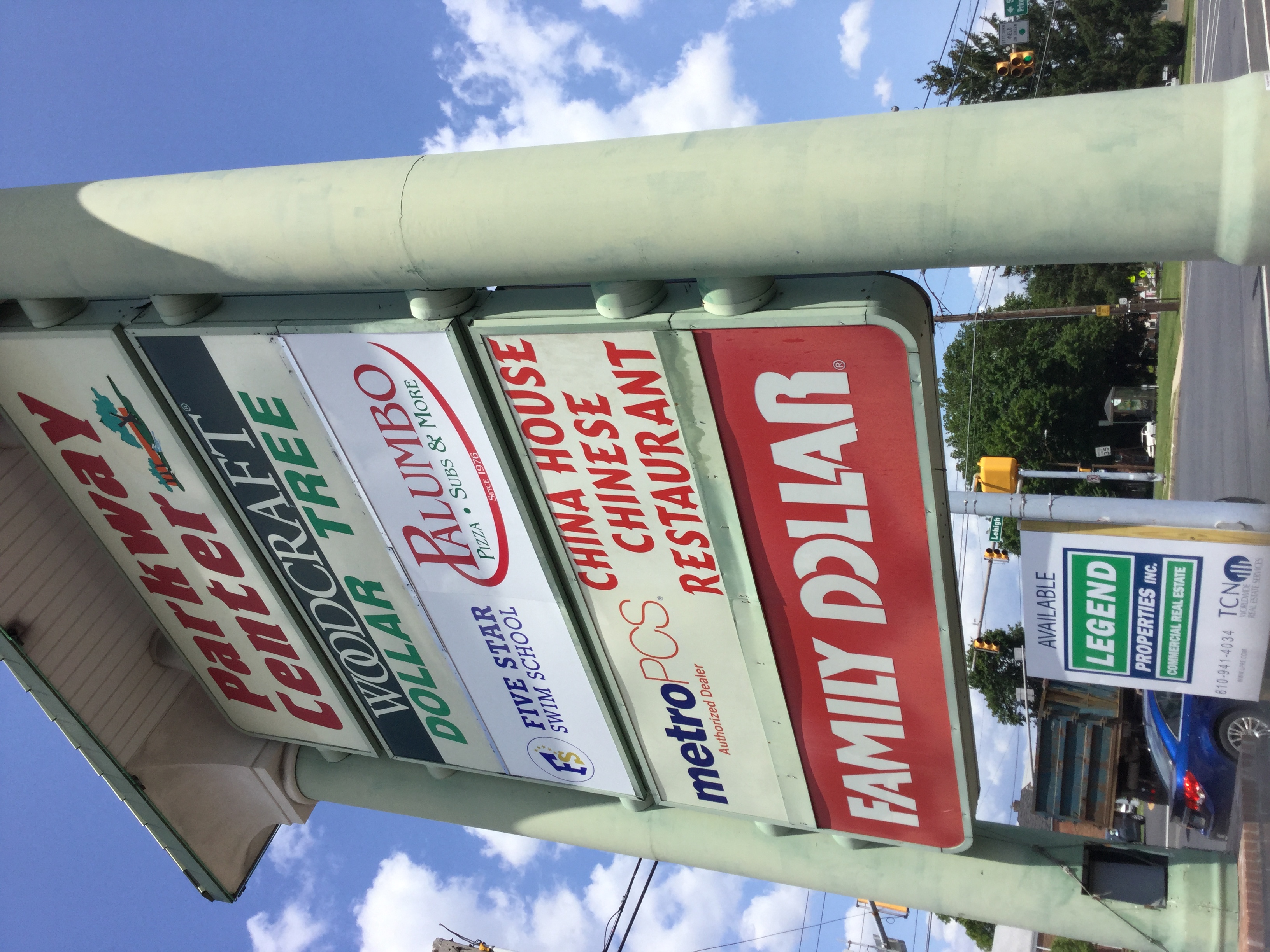 Pylon Sign Instalation — Signs & Banners